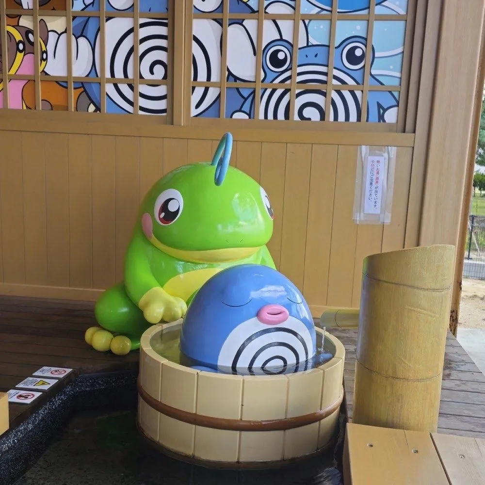 わくらポケモン足湯 ポケモンオブジェ2